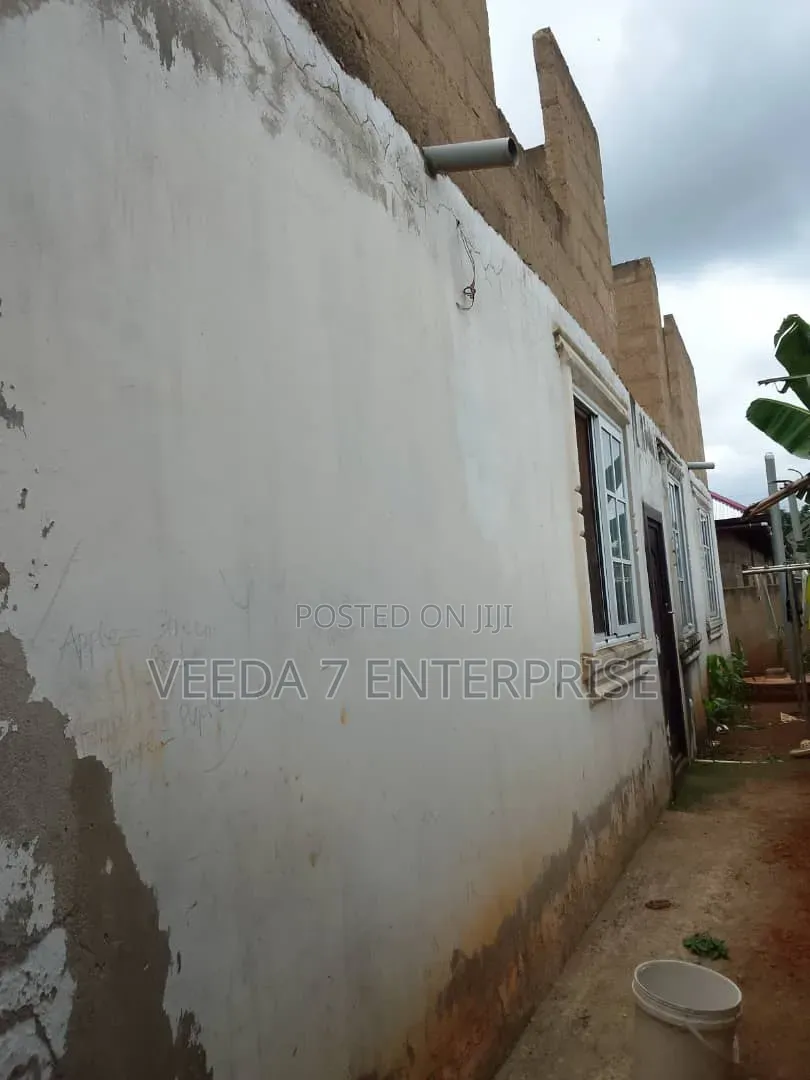 5bdrm House in Ejisu-Juaben Municipal for sale