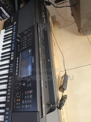 PSR-Sx 720 Yamaha Keyboard