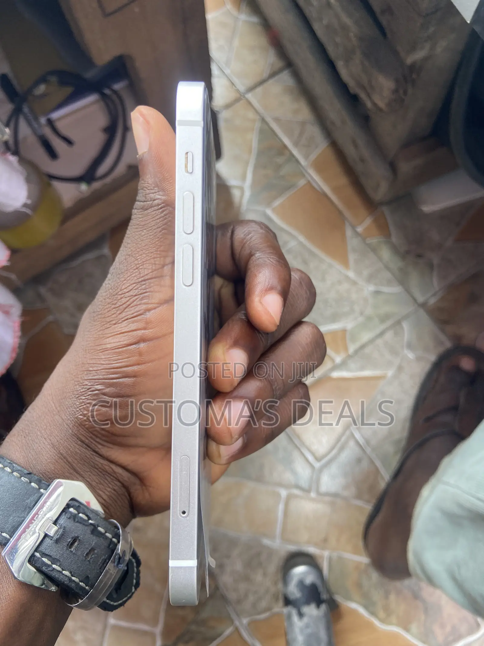 New Apple iPhone 12 128 GB White