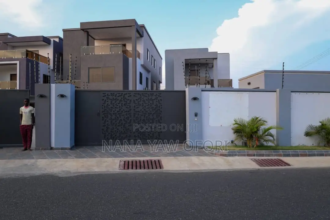 4bdrm House in Sahara for sale