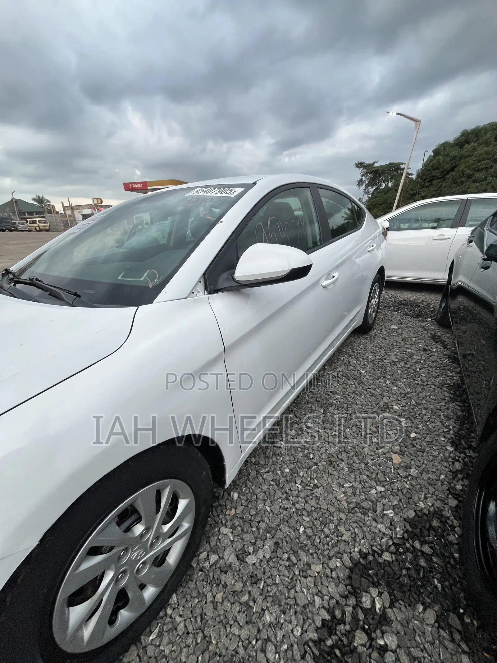 Hyundai Elantra 2020 White