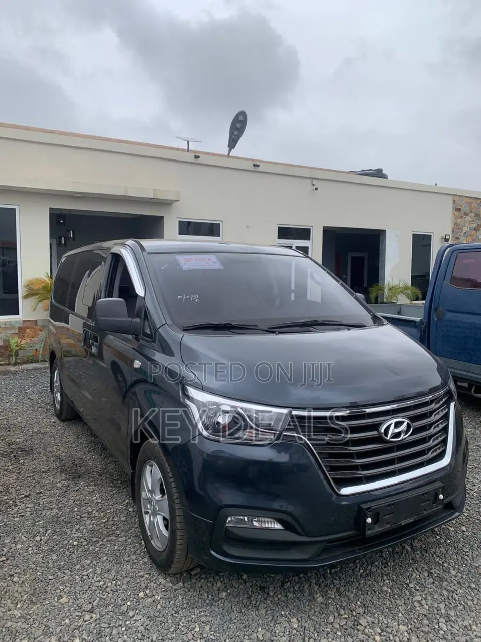Hyundai Starex 2019 Blue