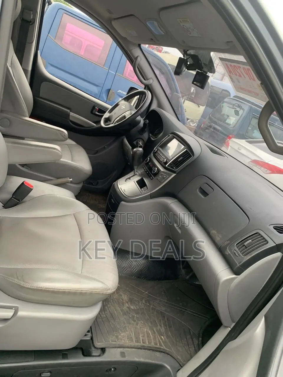Hyundai Starex 2019 Blue