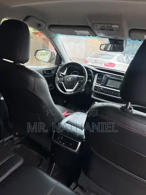 Toyota Highlander 2019 Gray