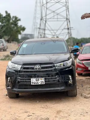Toyota Highlander 2019 Gray