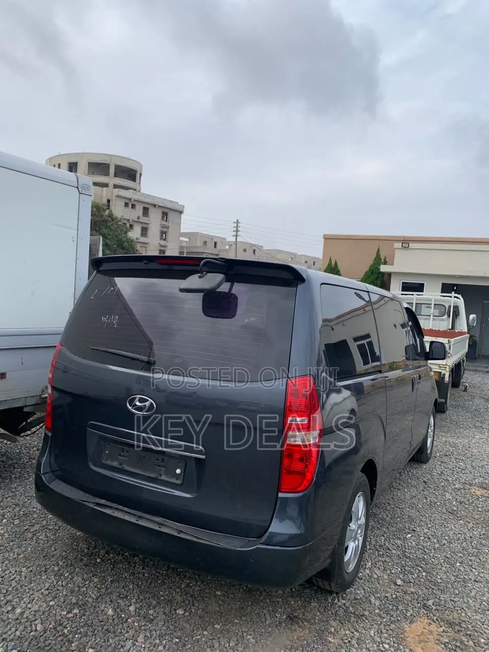 Hyundai Starex 2019 Blue