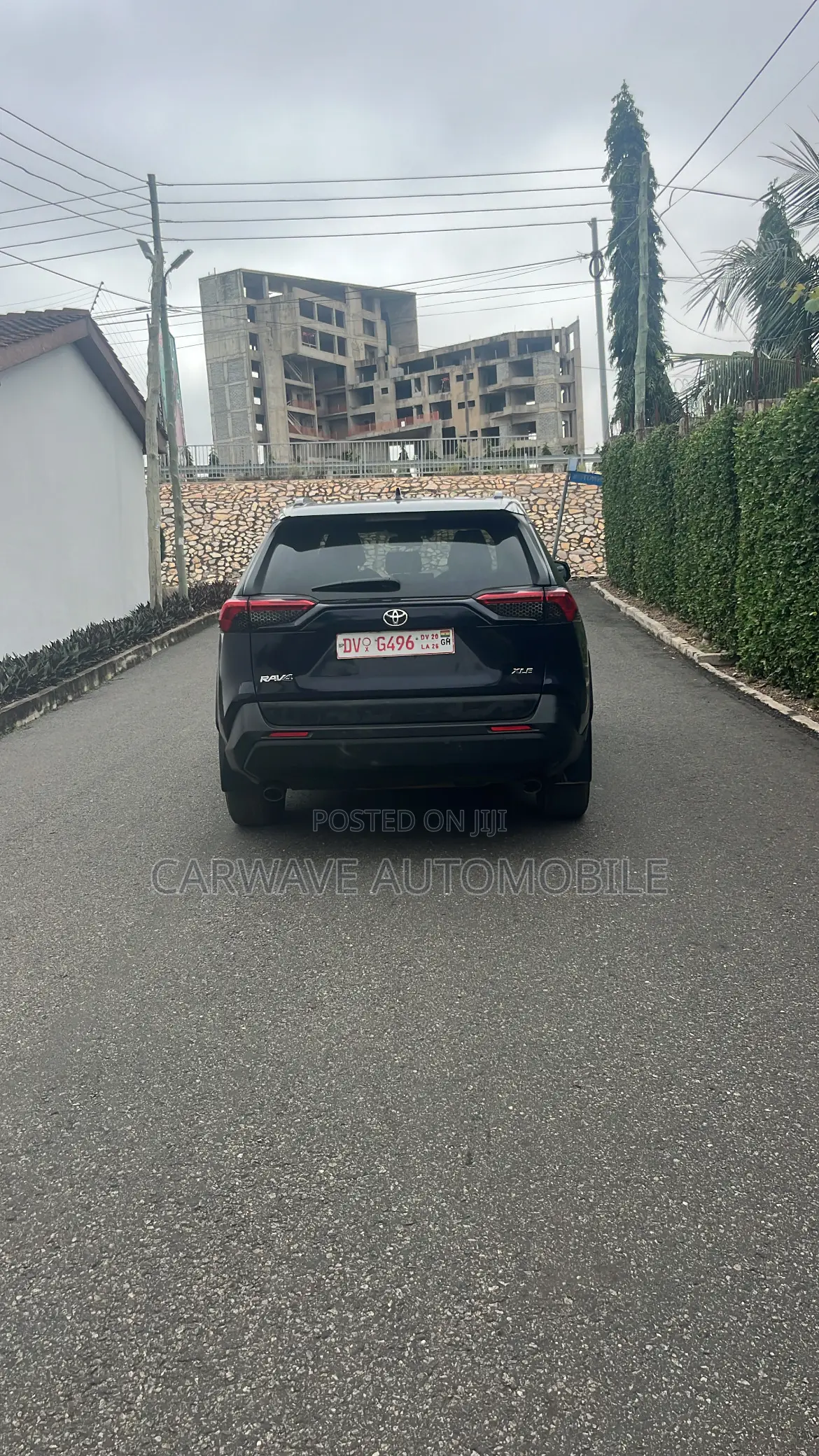 Toyota RAV4 XLE AWD 2020 Blue