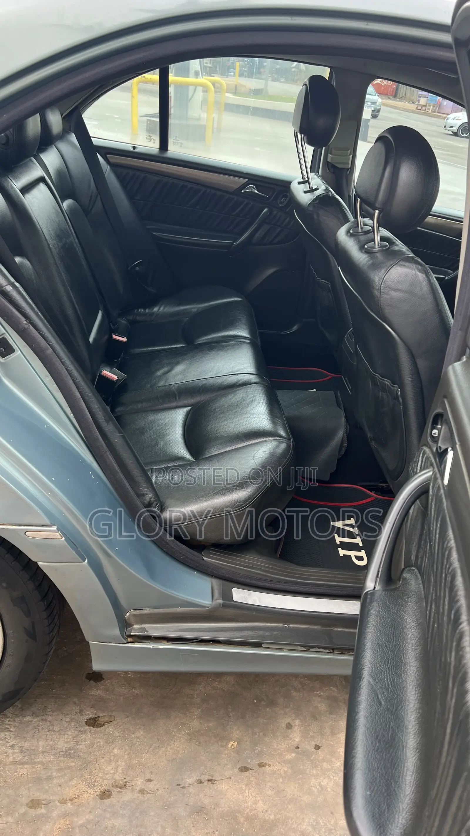 Mercedes-Benz C180 2006 Gray