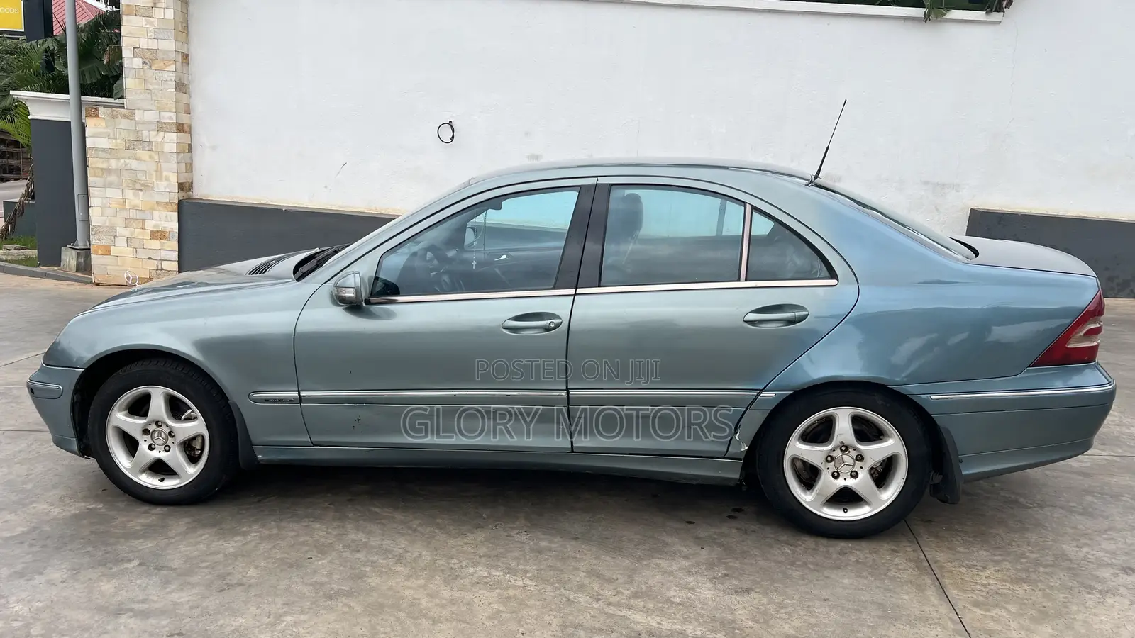 Mercedes-Benz C180 2006 Gray