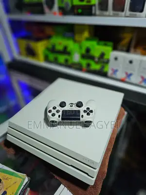 PS4 Pro 1TB With 20+ Account Games