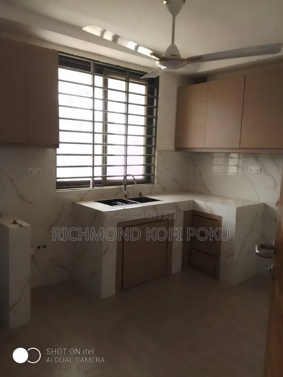 2bdrm Apartment in Kofis Realty, Baatsona Total for rent
