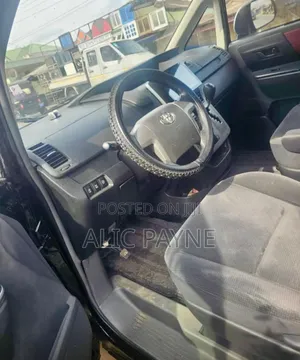 Toyota Voxy 2012 Black