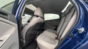 Hyundai Accent SE Sedan 2016 Blue