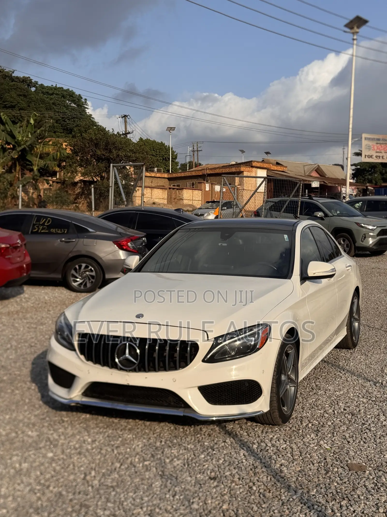 Mercedes-Benz C300 Luxury 4Matic Sedan AWD (2.0L 4cyl 7A) 2016 White