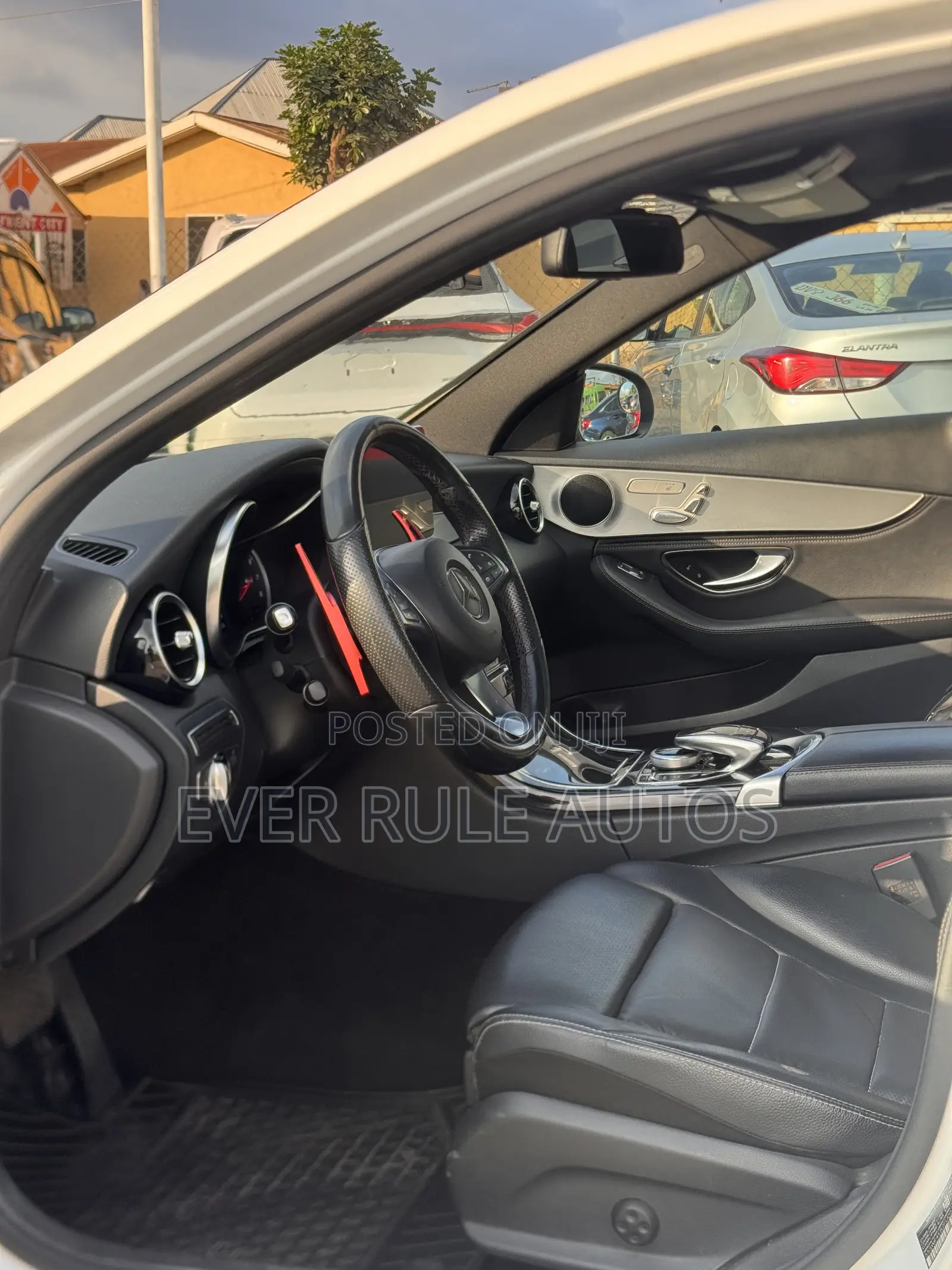 Mercedes-Benz C300 Luxury 4Matic Sedan AWD (2.0L 4cyl 7A) 2016 White