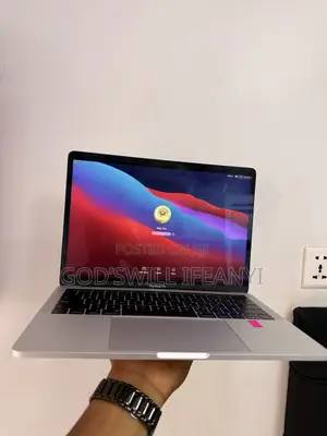 Laptop Apple MacBook Pro 2018 8GB Intel Core i5 SSD 256GB