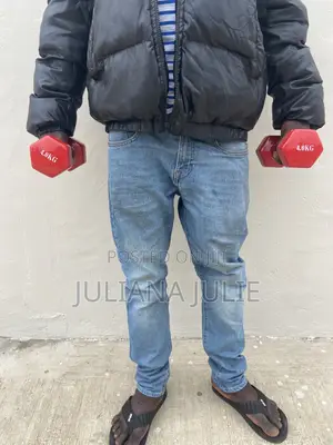 Original Dumb Bells 4kg Available at Cool Price