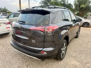 Toyota RAV4 2017 Gray