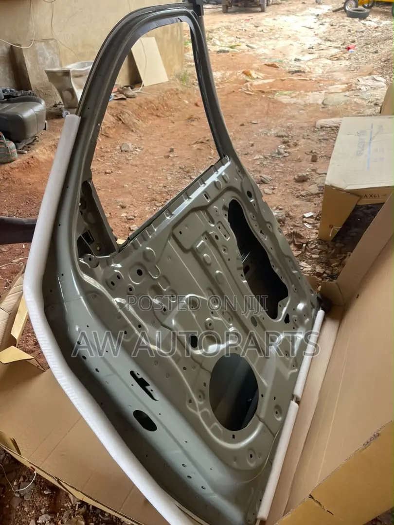Toyota Tundra 2022-2026 Front Door RH