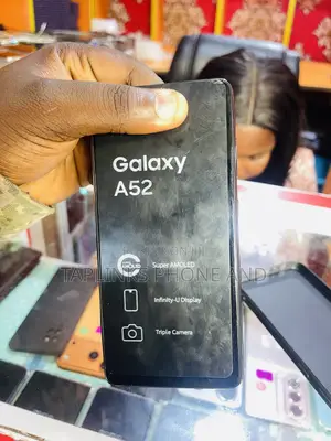 New Samsung Galaxy A52 5G 128 GB Black