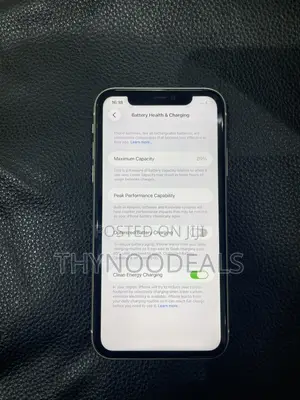 Apple iPhone 11 64 GB White