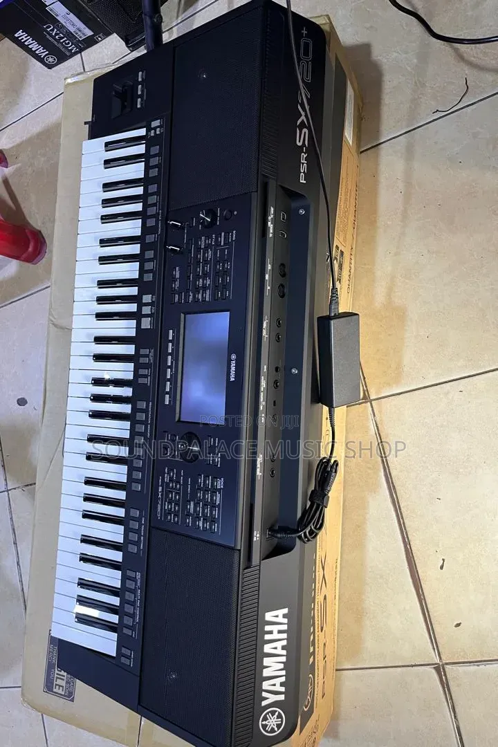 Yamaha PSR-SX720+ 61key Mid-Tier Digital Arranger Workstation Keyboard
