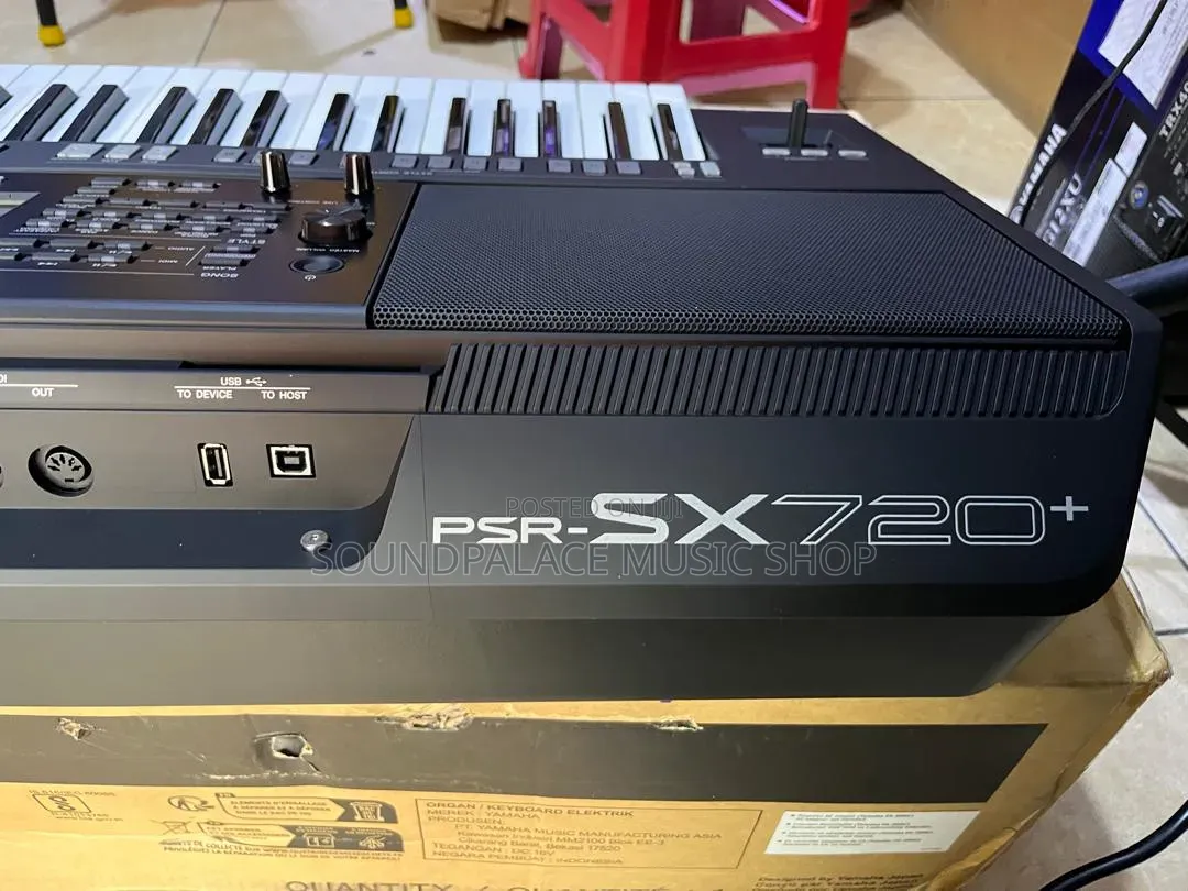 Yamaha PSR-SX720+ 61key Mid-Tier Digital Arranger Workstation Keyboard