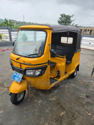 TVS King Deluxe Plus iTouch Start 2025 Yellow