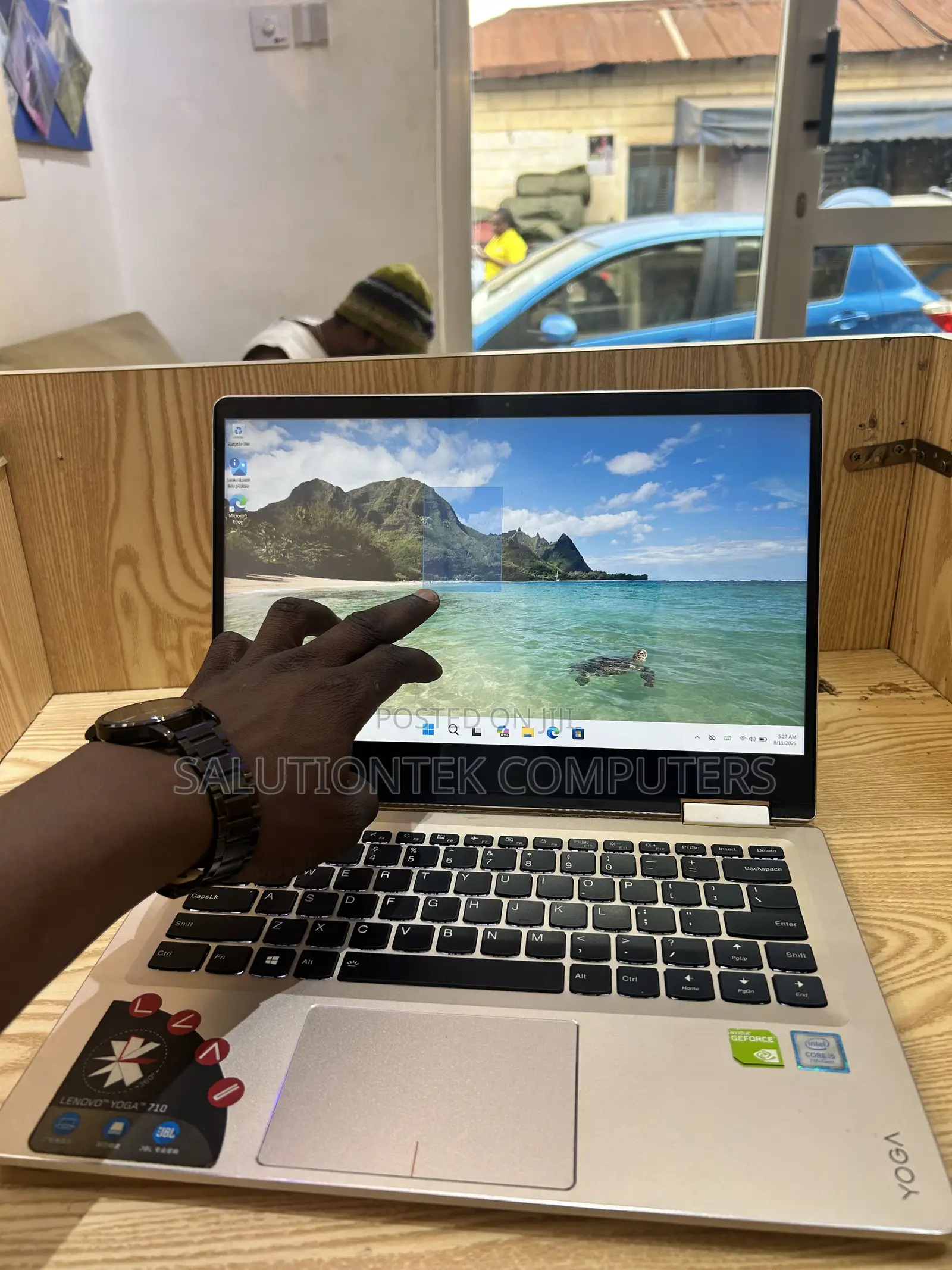 Laptop Lenovo Yoga 710 8GB Intel Core i5 SSD 256GB