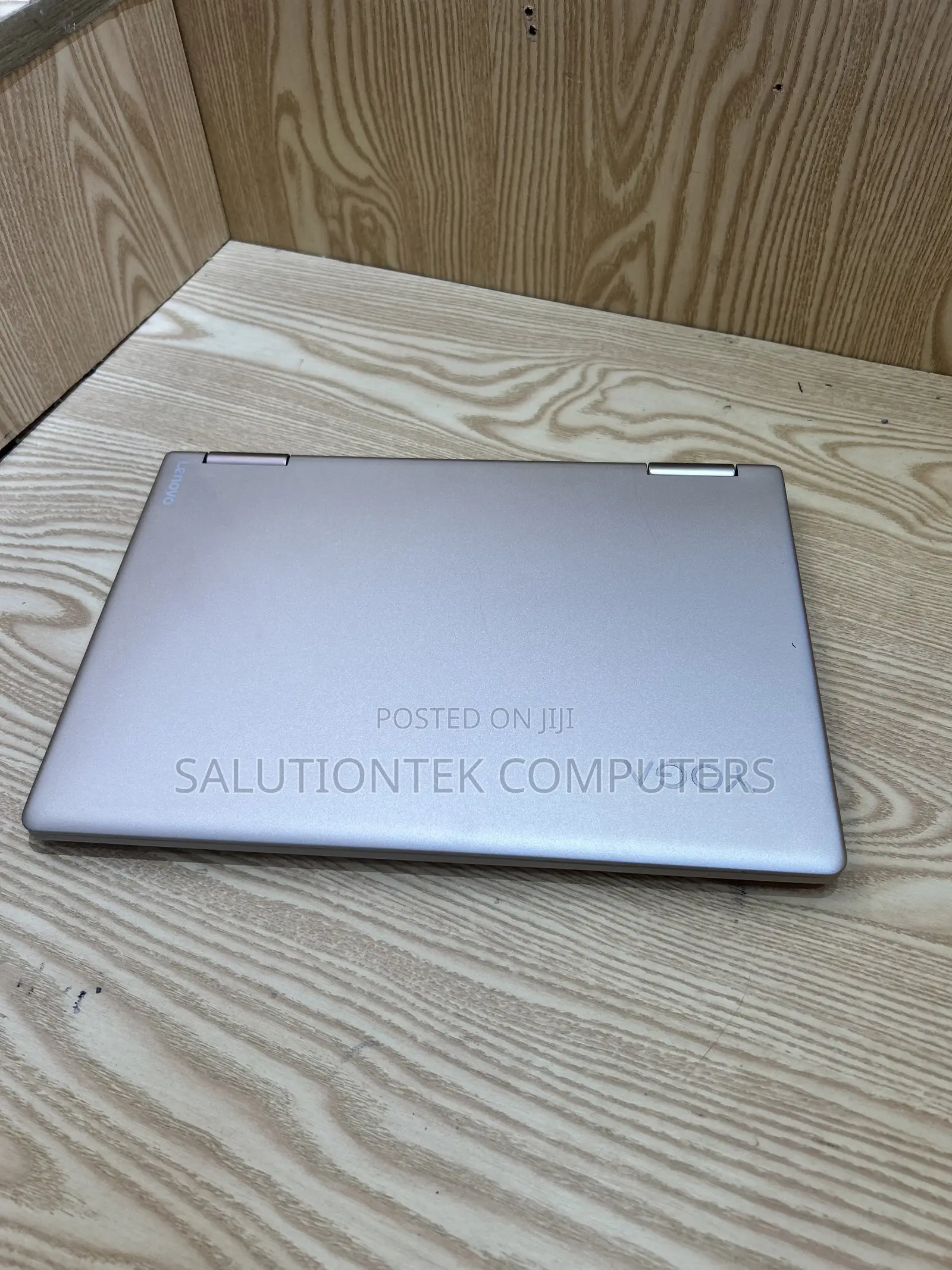 Laptop Lenovo Yoga 710 8GB Intel Core i5 SSD 256GB