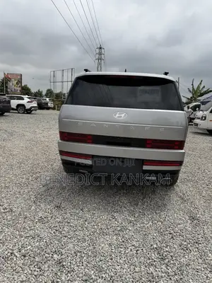 Hyundai Santa Fe Limited 2024 Silver