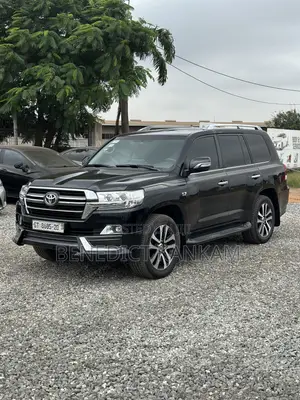Toyota Land Cruiser 5.7 V8 VX-S 2019 Black