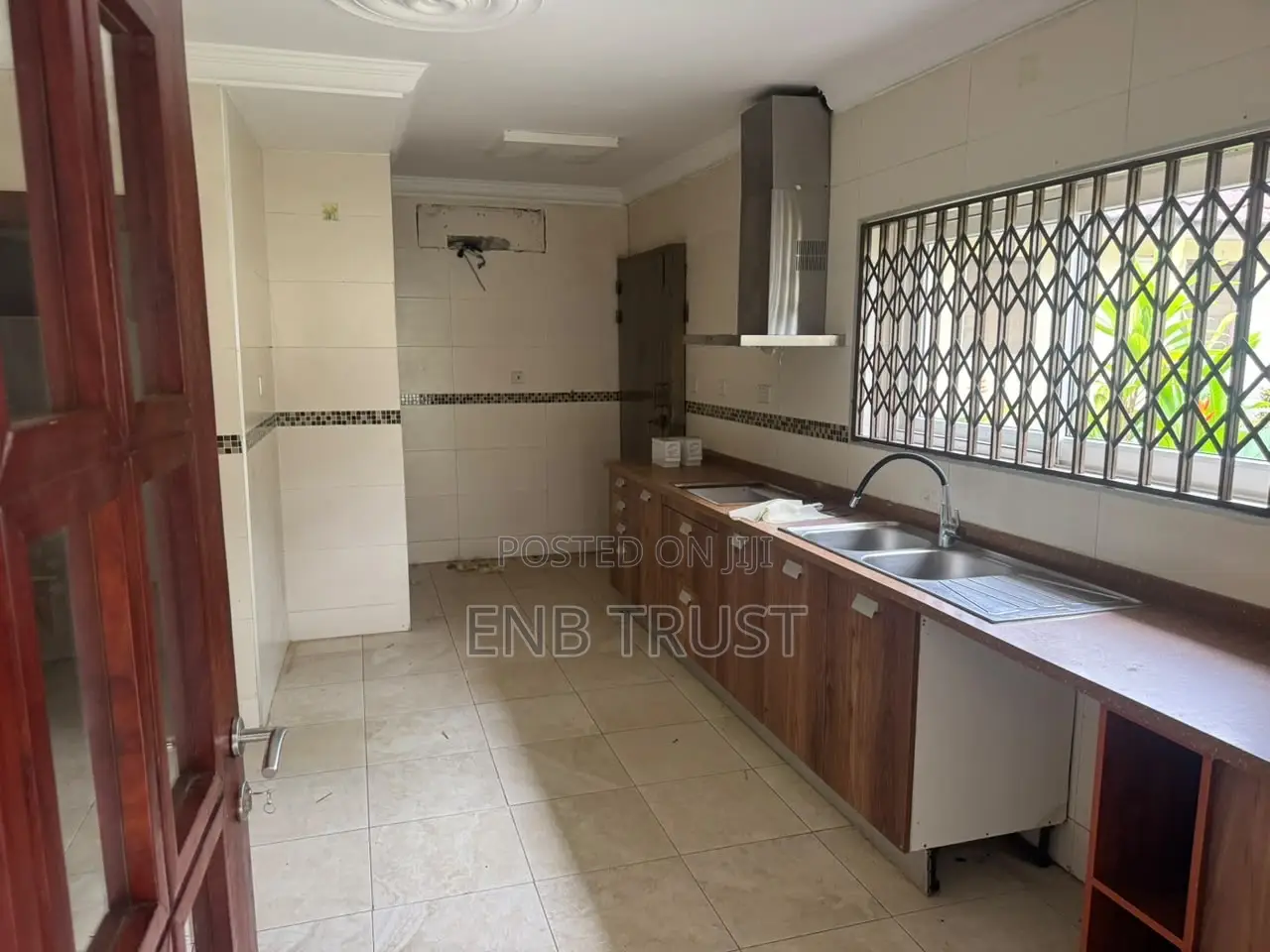 4bdrm Duplex in Cantonments, US Embassy Area for rent