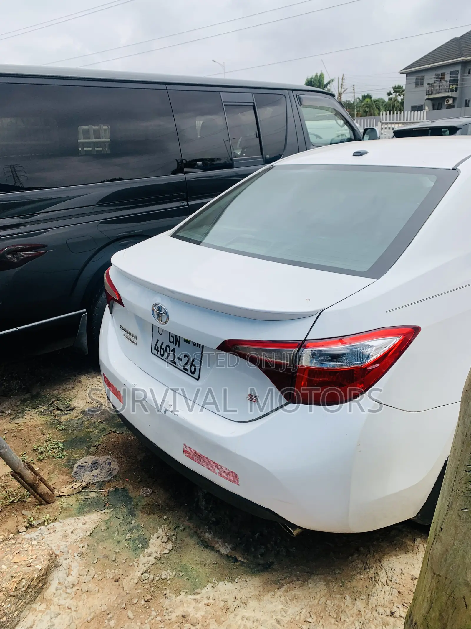 Toyota Corolla S 4dr Sedan (1.8L 4cyl CVT) 2016 White