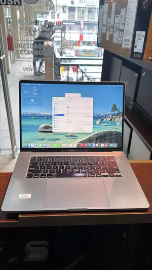 Laptop Apple MacBook Pro 2019 32GB Intel Core i9 SSD 1T