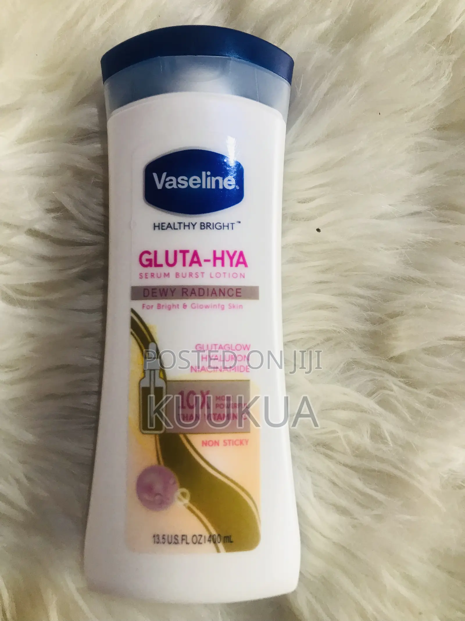 Vaseline Gluta- Hya Body Lotion