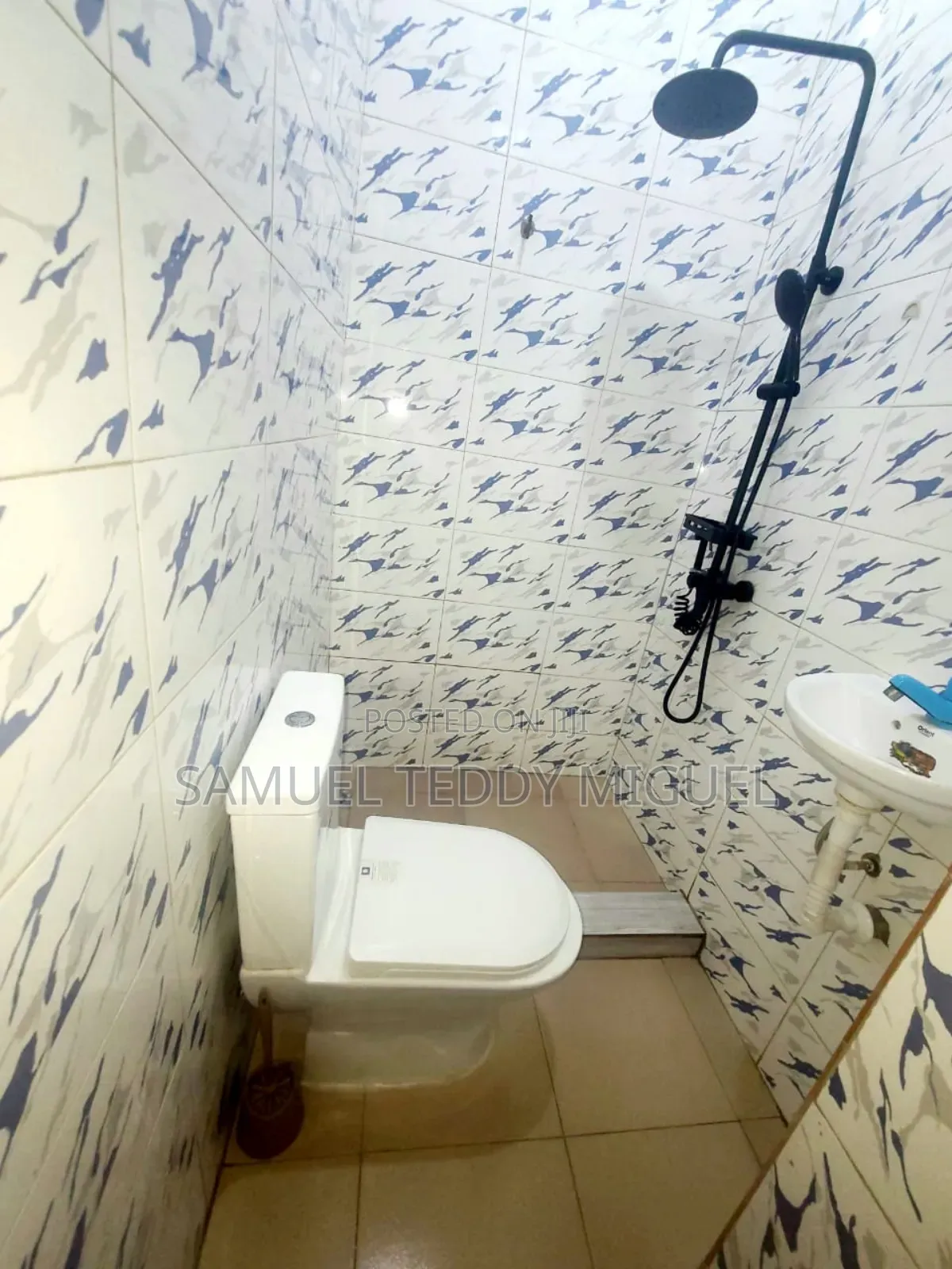 1bdrm Apartment in Malik Estate, Spintex for rent