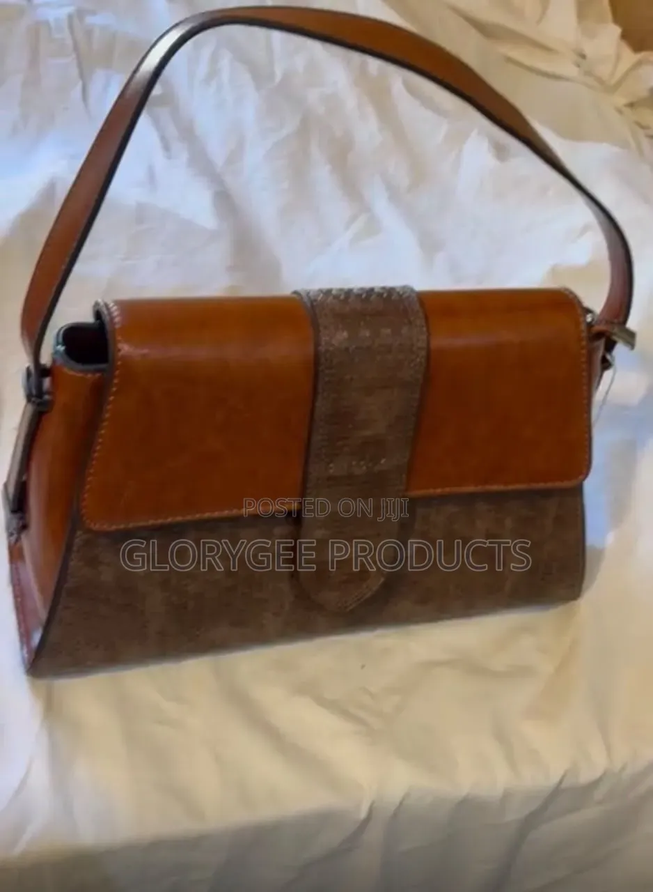Quality and Fashionable Ladies Bag