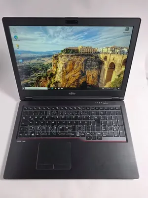 Laptop Fujitsu Lifebook E5411 8GB Intel Core i5 SSD 256GB