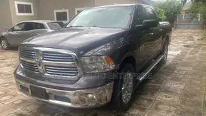 RAM 1500 2018 Gray