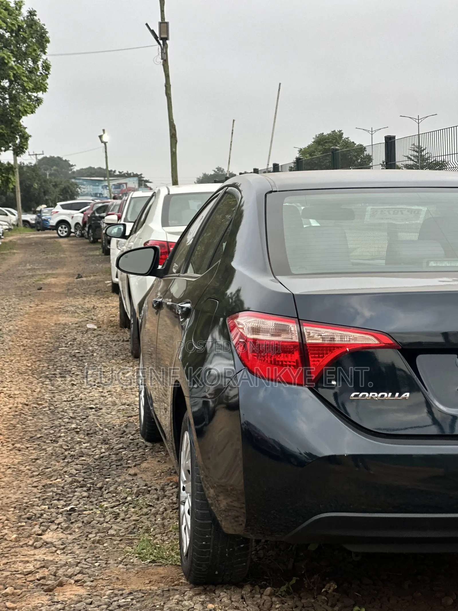 Toyota Corolla LE ECO 4dr Sedan (1.8L 4cyl CVT) 2017 Black