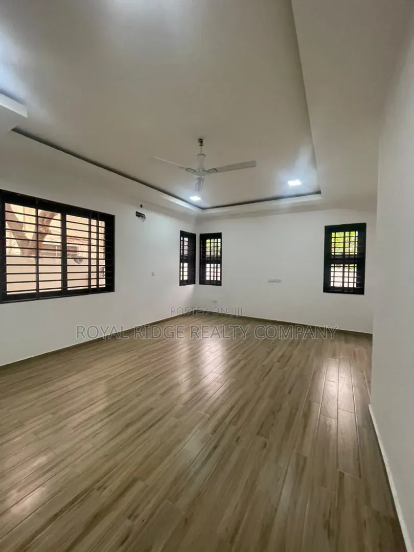 2bdrm Apartment in School Junction, Accra Metropolitan for rent
