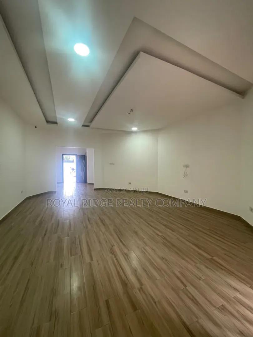 2bdrm Apartment in School Junction, Accra Metropolitan for rent