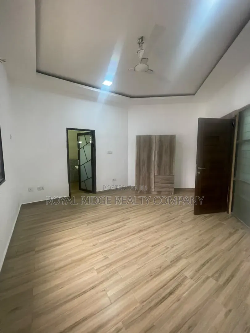 2bdrm Apartment in School Junction, Accra Metropolitan for rent