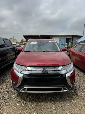 Mitsubishi Outlander SEL AWC 2019 Red