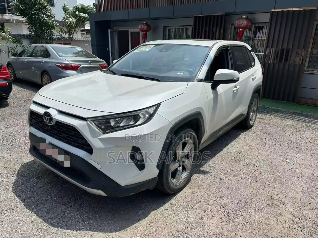 Toyota RAV4 2023 White