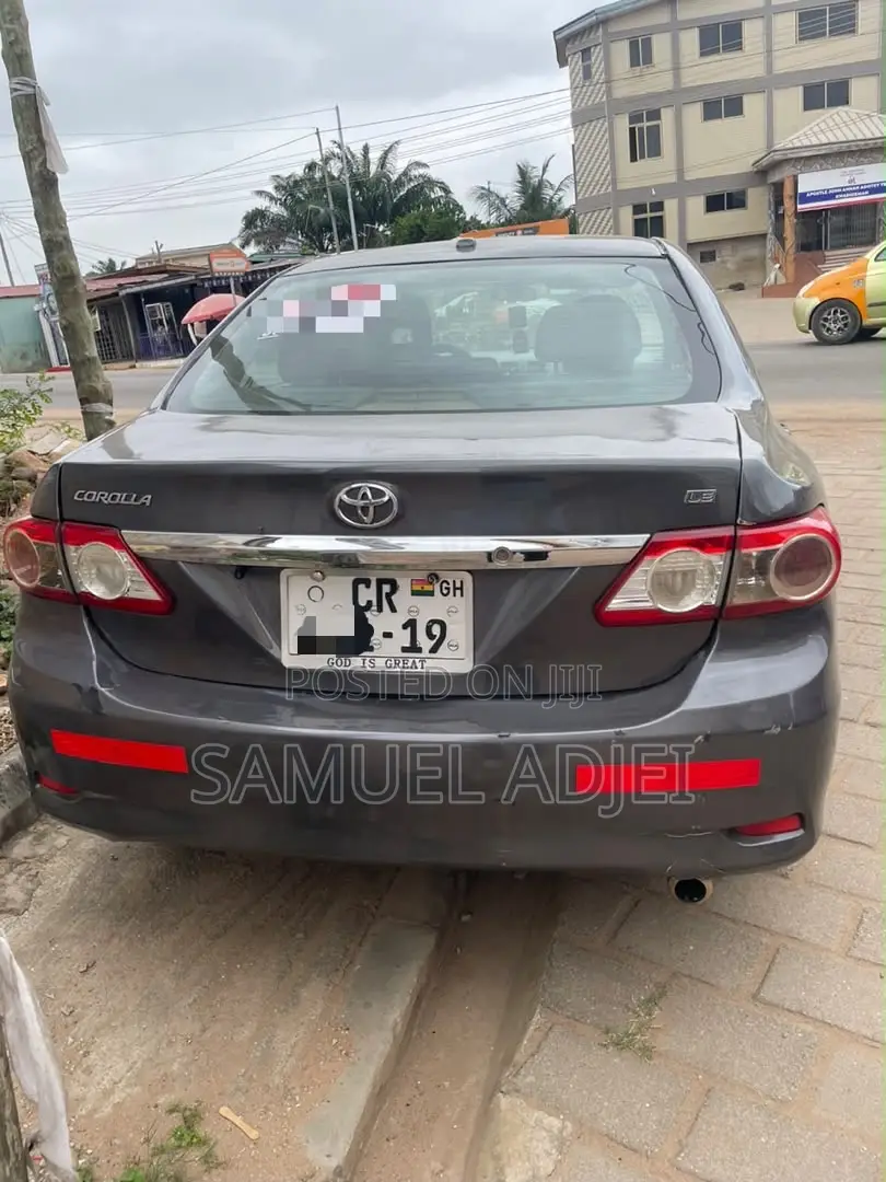 Toyota Corolla 2013 Gray