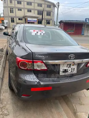 Toyota Corolla 2013 Gray