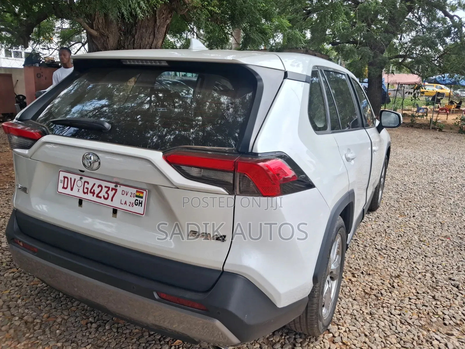 Toyota RAV4 2023 White