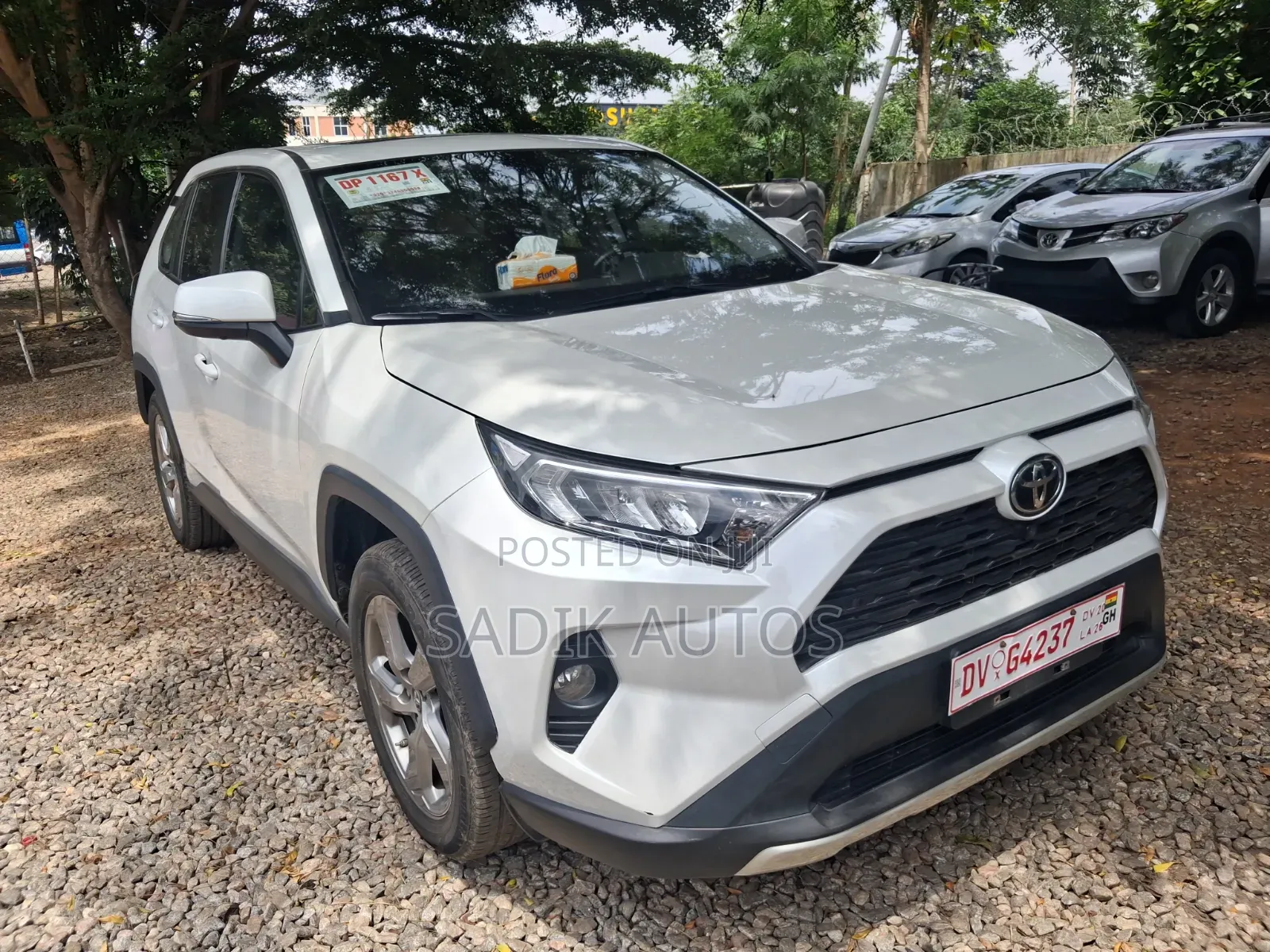Toyota RAV4 2023 White